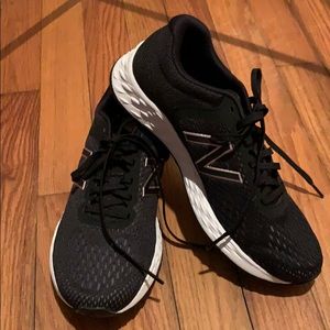 New Balance Fresh Foam Sneaks